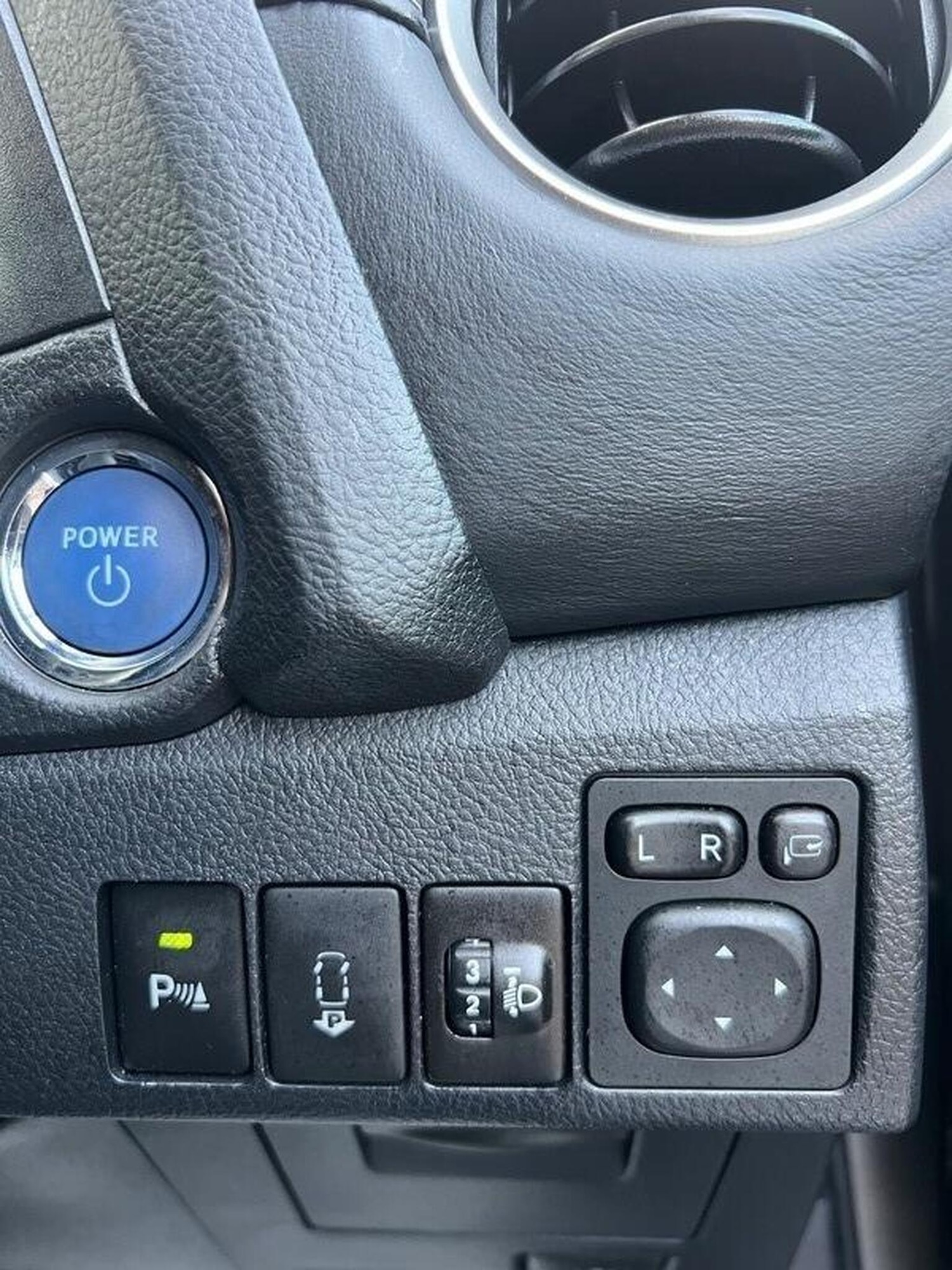 Used Toyota Auris 2013 for sale - 76769553: Photo 30