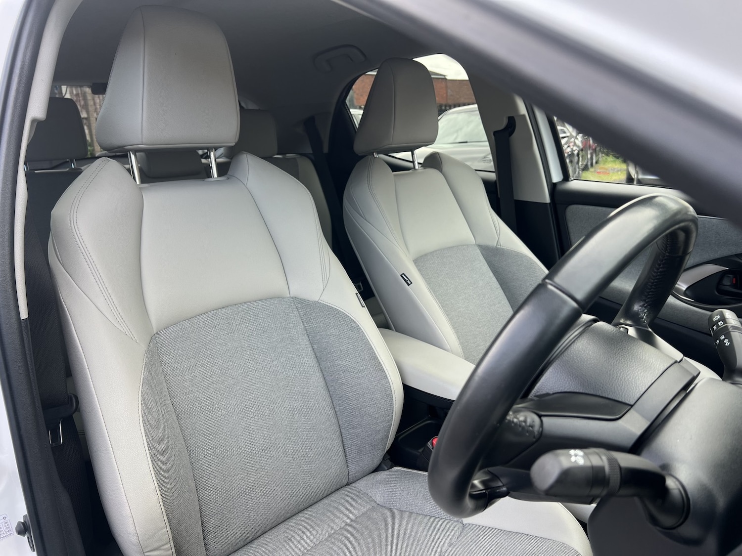 Used Toyota Yaris 2021 for sale - 76559973: Photo 12