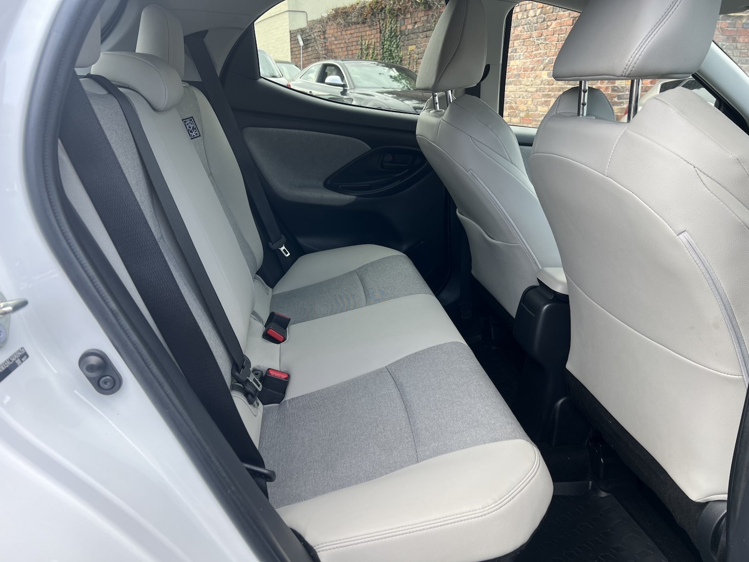 Used Toyota Yaris 2021 for sale - 76559973: Photo 13