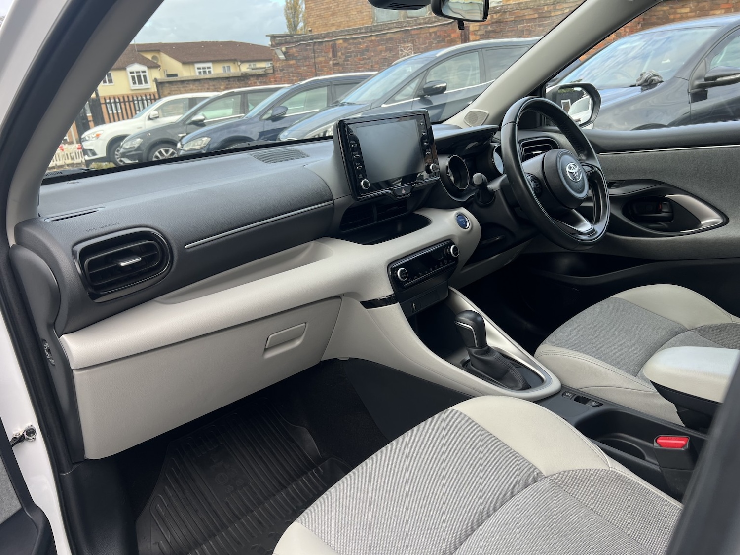 Used Toyota Yaris 2021 for sale - 76559973: Photo 15