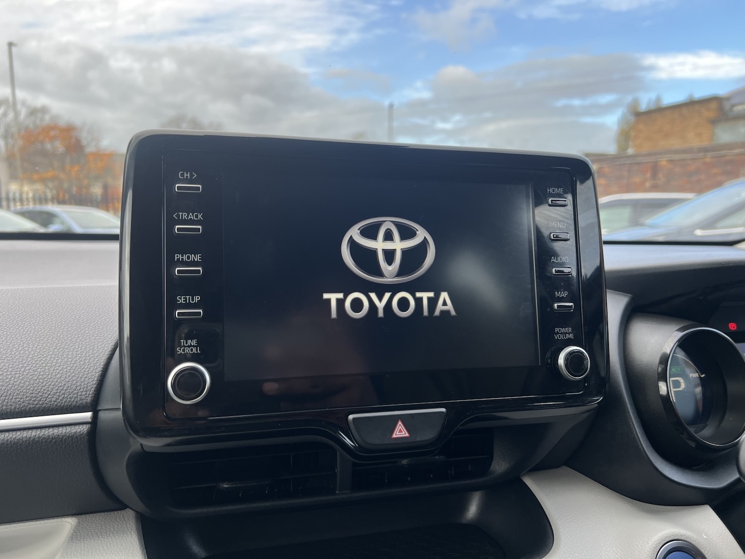 Used Toyota Yaris 2021 for sale - 76559973: Photo 26