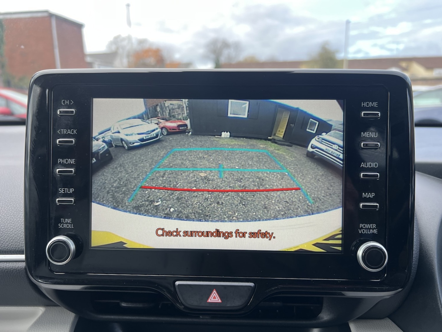 Used Toyota Yaris 2021 for sale - 76559973: Photo 30