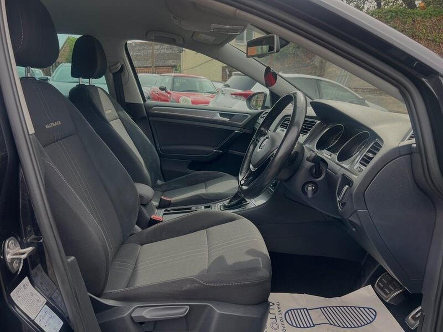 Used Volkswagen Golf 2016 for sale - 76559948: Photo 11