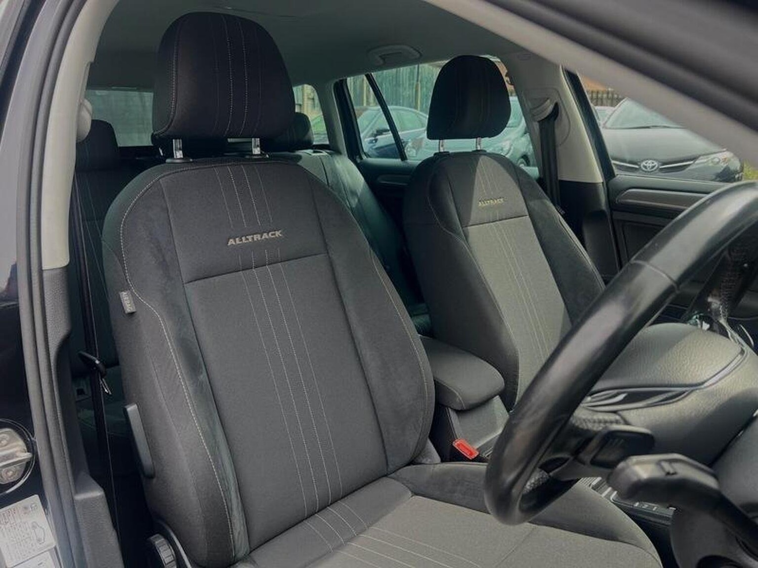 Used Volkswagen Golf 2016 for sale - 76559948: Photo 12