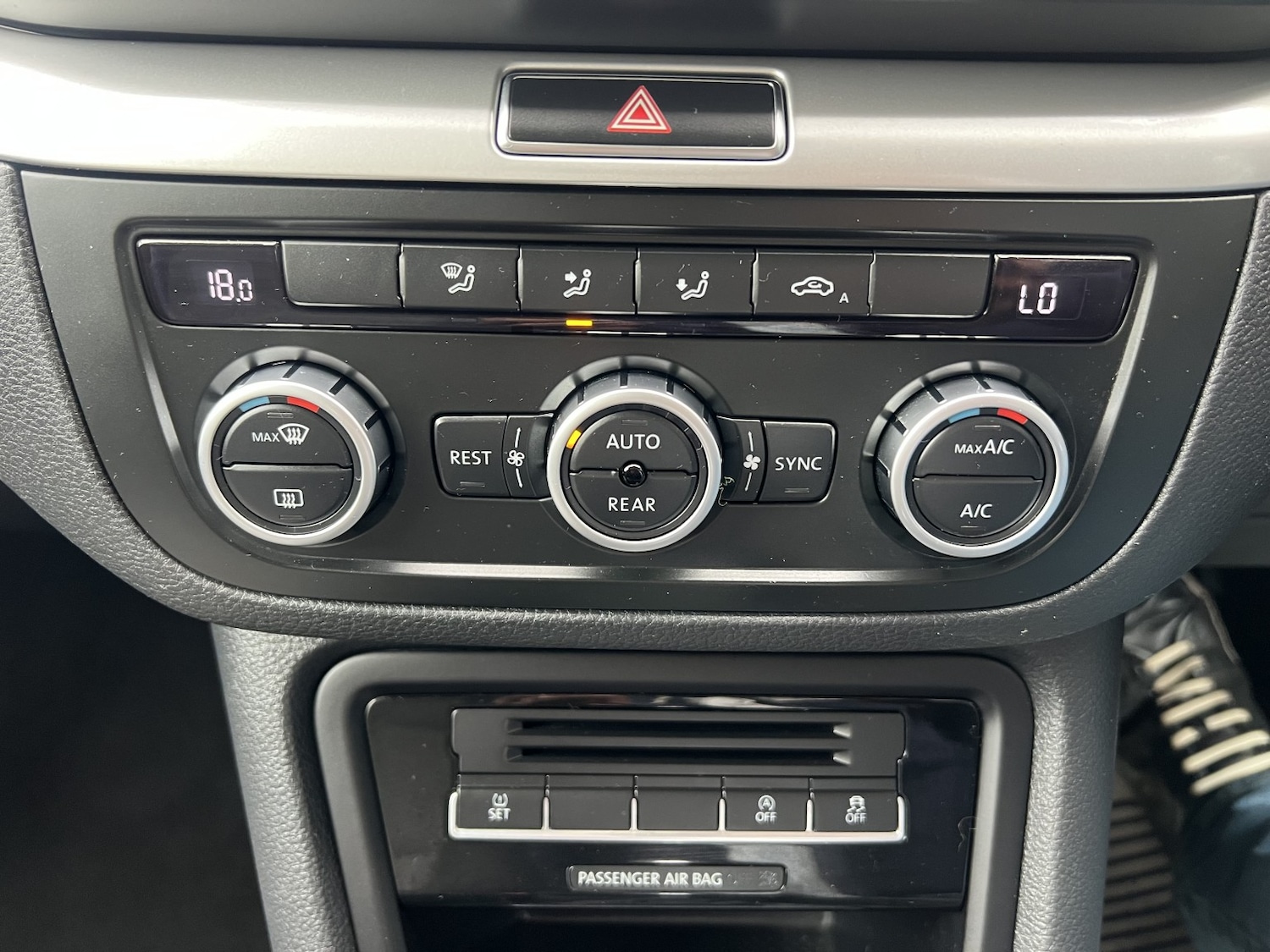 Used Volkswagen Sharan 2014 for sale - 76618671: Photo 23