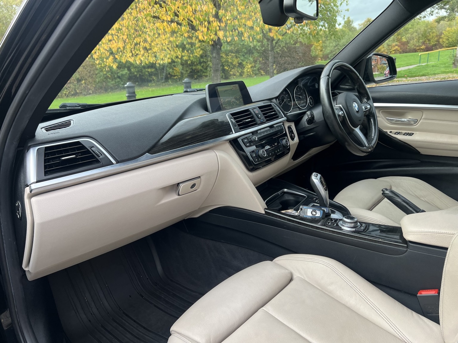 Used BMW 3 Series 2015 for sale - 76618782: Photo 17