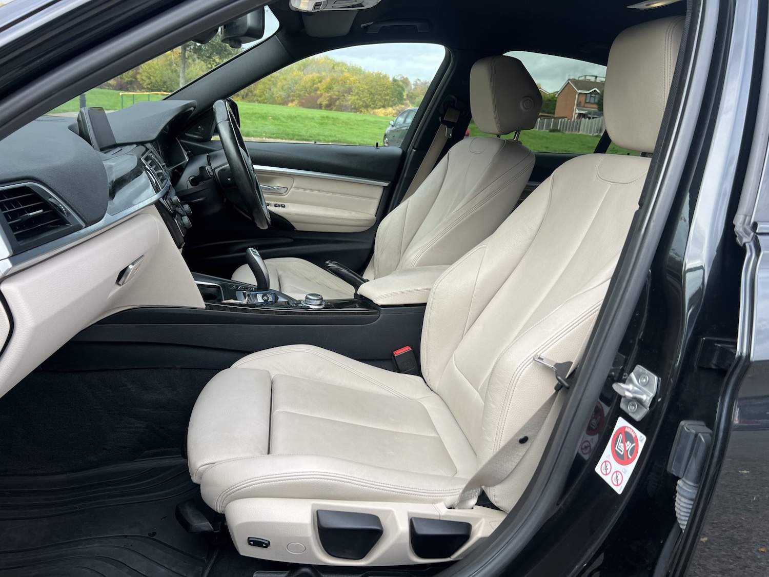 Used BMW 3 Series 2015 for sale - 76618782: Photo 18