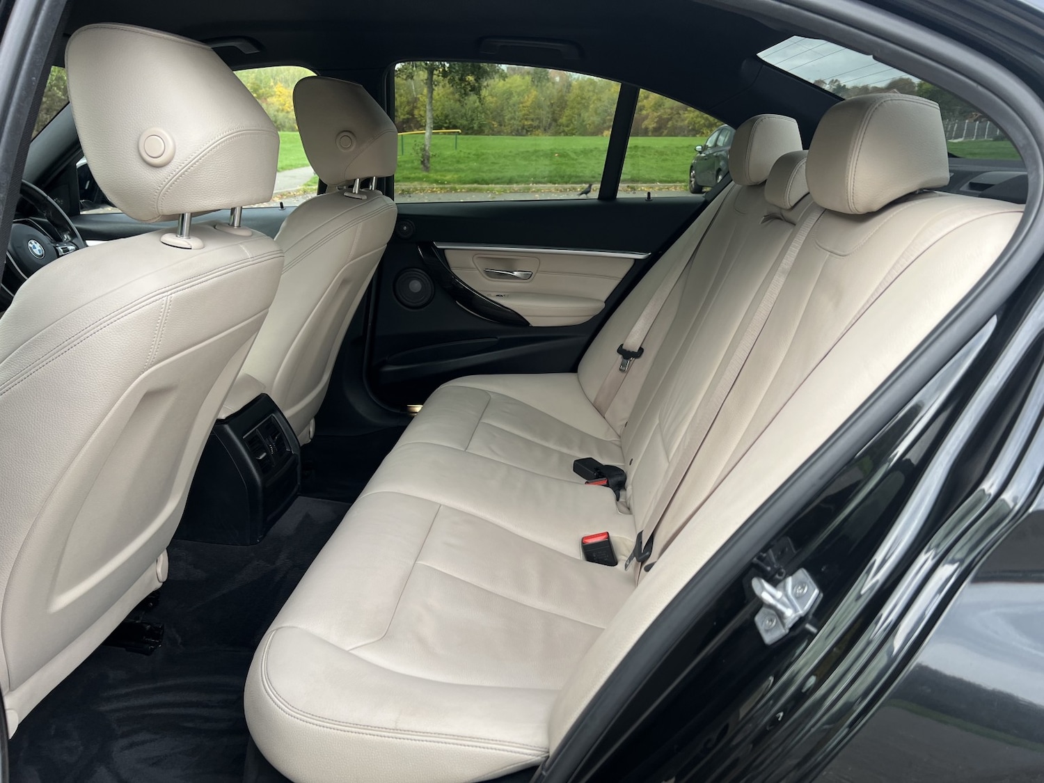 Used BMW 3 Series 2015 for sale - 76618782: Photo 19