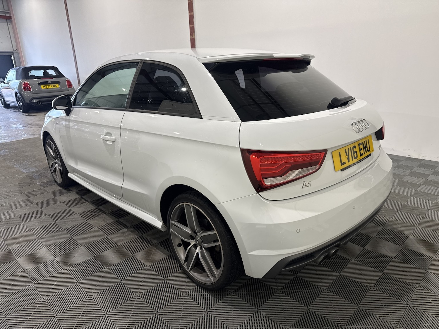 Used Audi A1 2016 for sale - 76618718: Photo 3