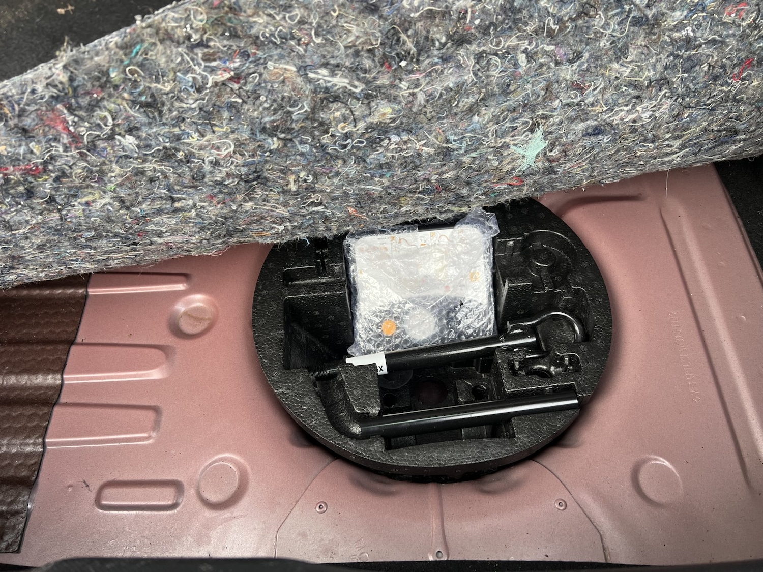 Used Renault Clio 2015 for sale - 76618675: Photo 33