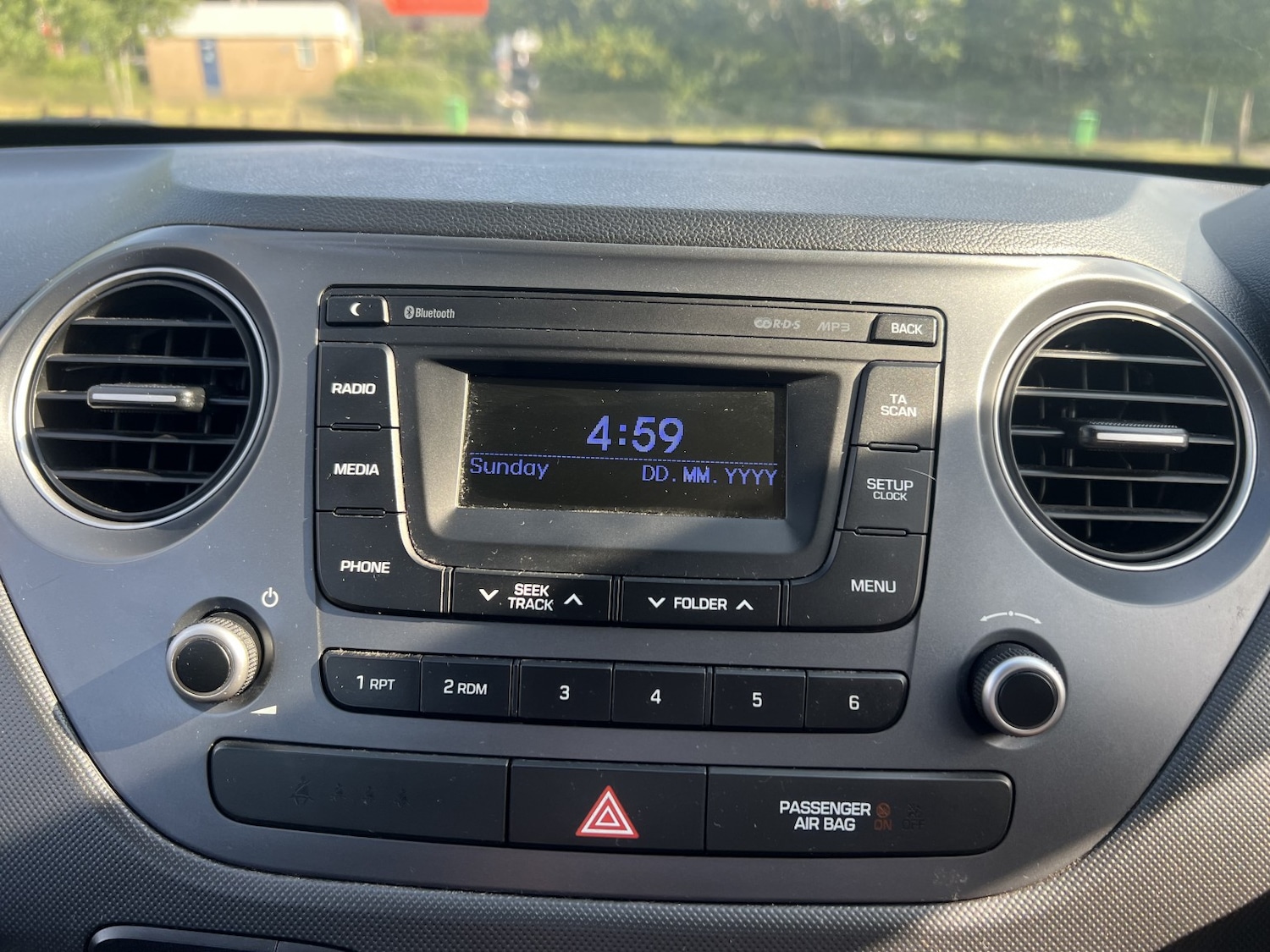 Used Hyundai i10 2017 for sale - 76618748: Photo 20