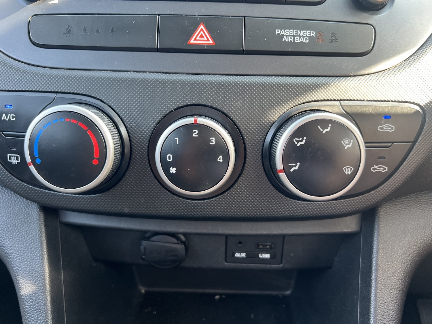 Used Hyundai i10 2017 for sale - 76618748: Photo 21