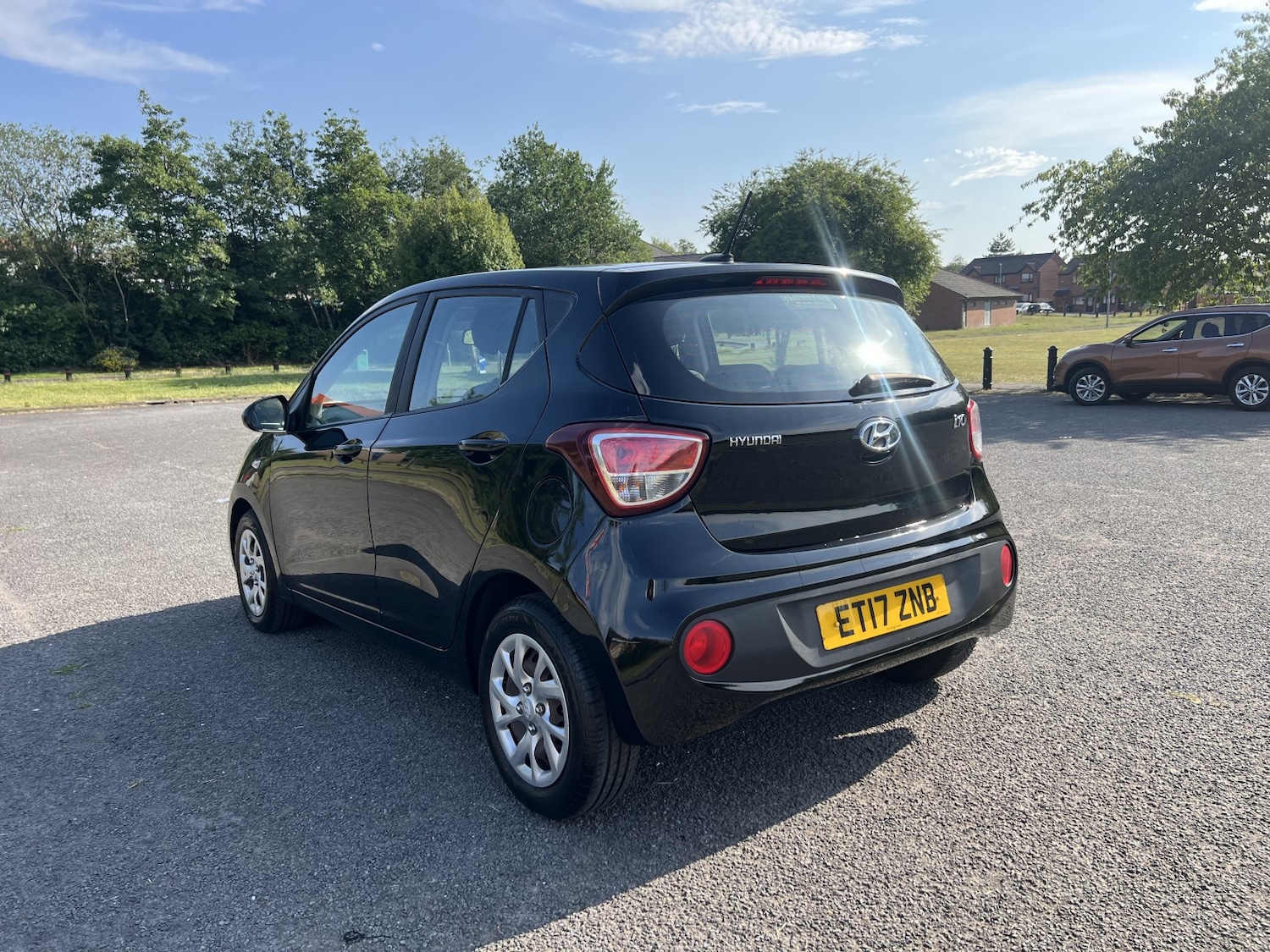 Used Hyundai i10 2017 for sale - 76618748: Photo 5