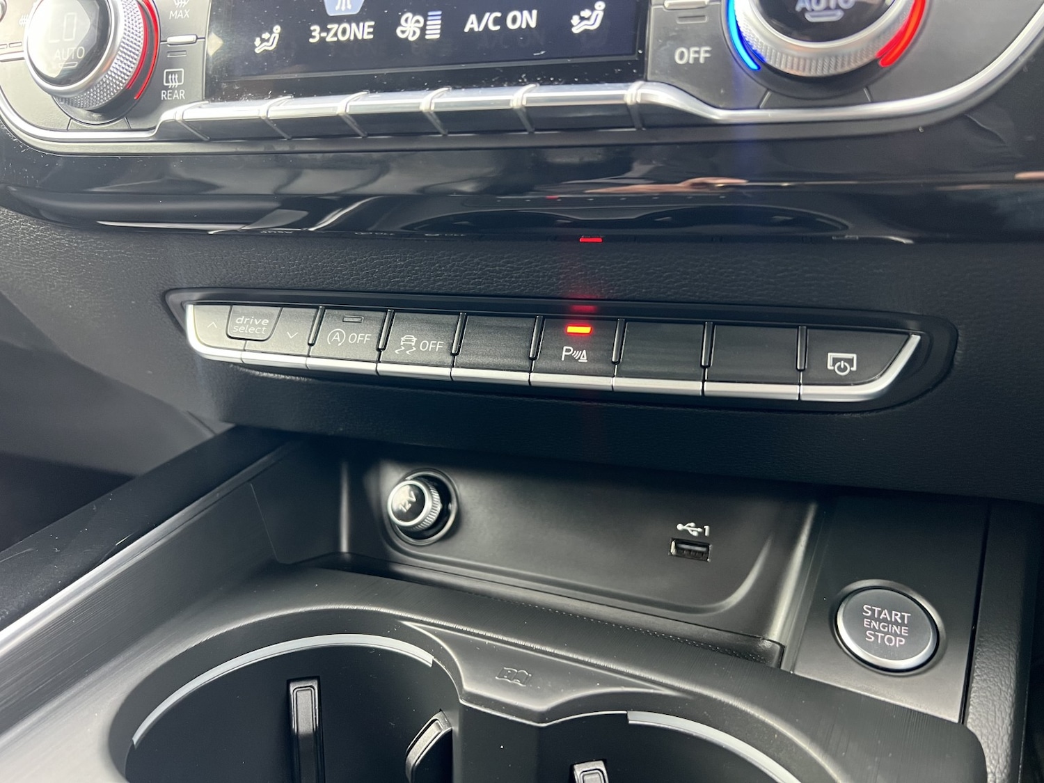 Used Audi A4 2018 for sale - 76618581: Photo 24