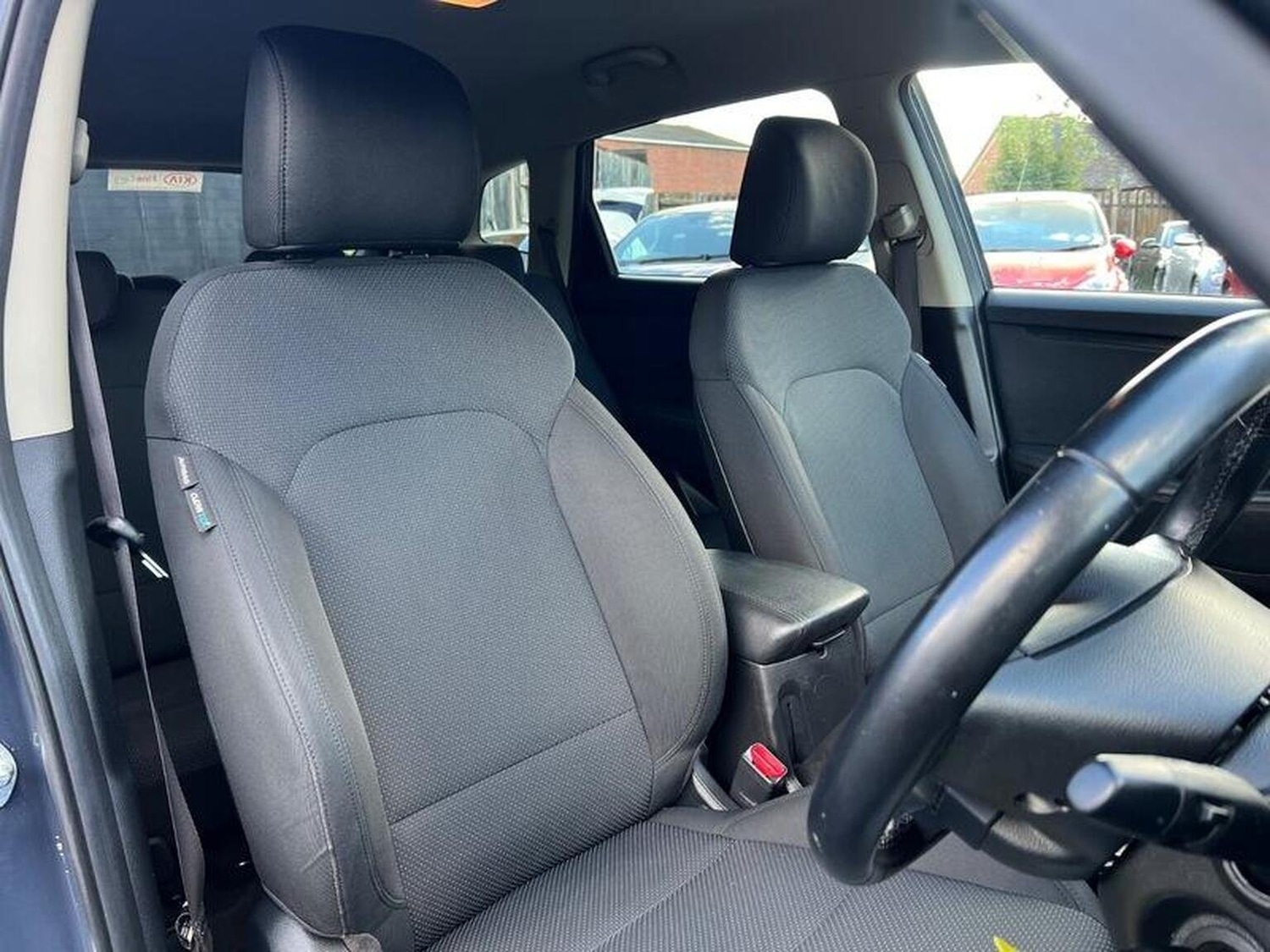 Used Kia Carens 2015 for sale - 76559909: Photo 12