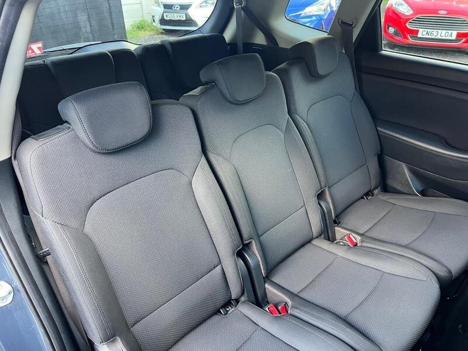 Used Kia Carens 2015 for sale - 76559909: Photo 15