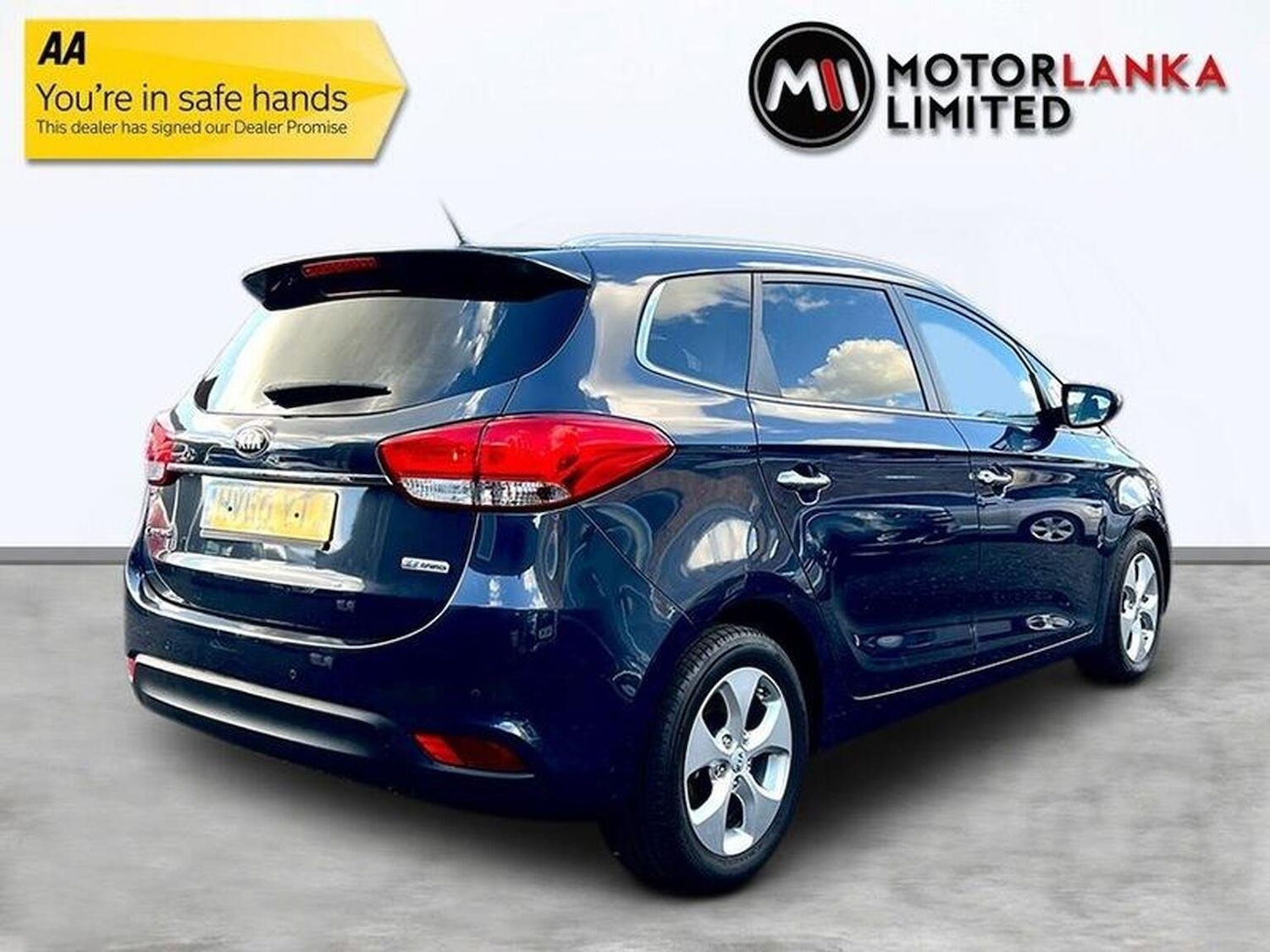 Used Kia Carens 2015 for sale - 76559909: Photo 8