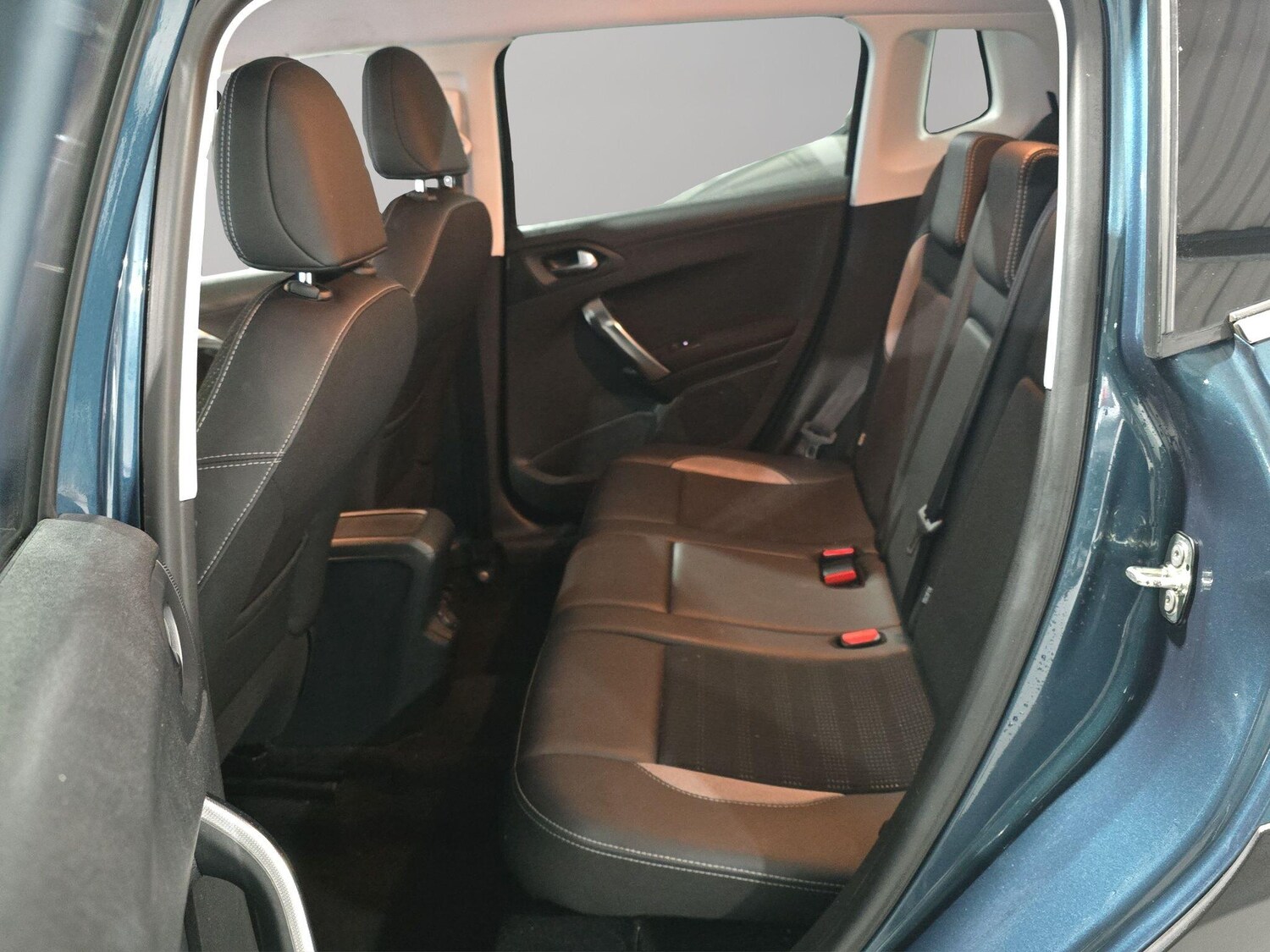 Used Peugeot 2008 for sale - 77574418: Photo 14