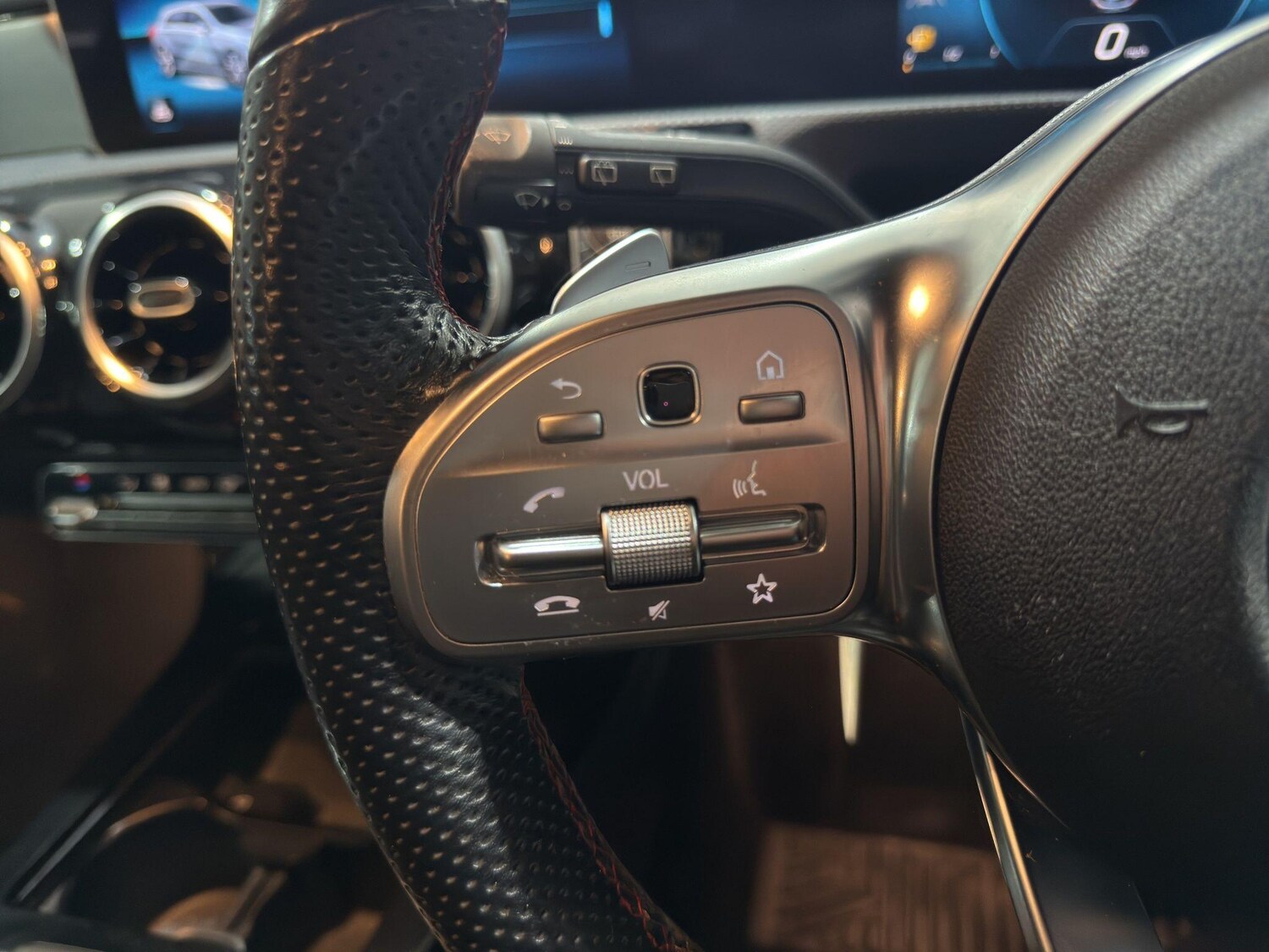 Used Mercedes-Benz A-Class 2019 for sale - 77549290: Photo 17