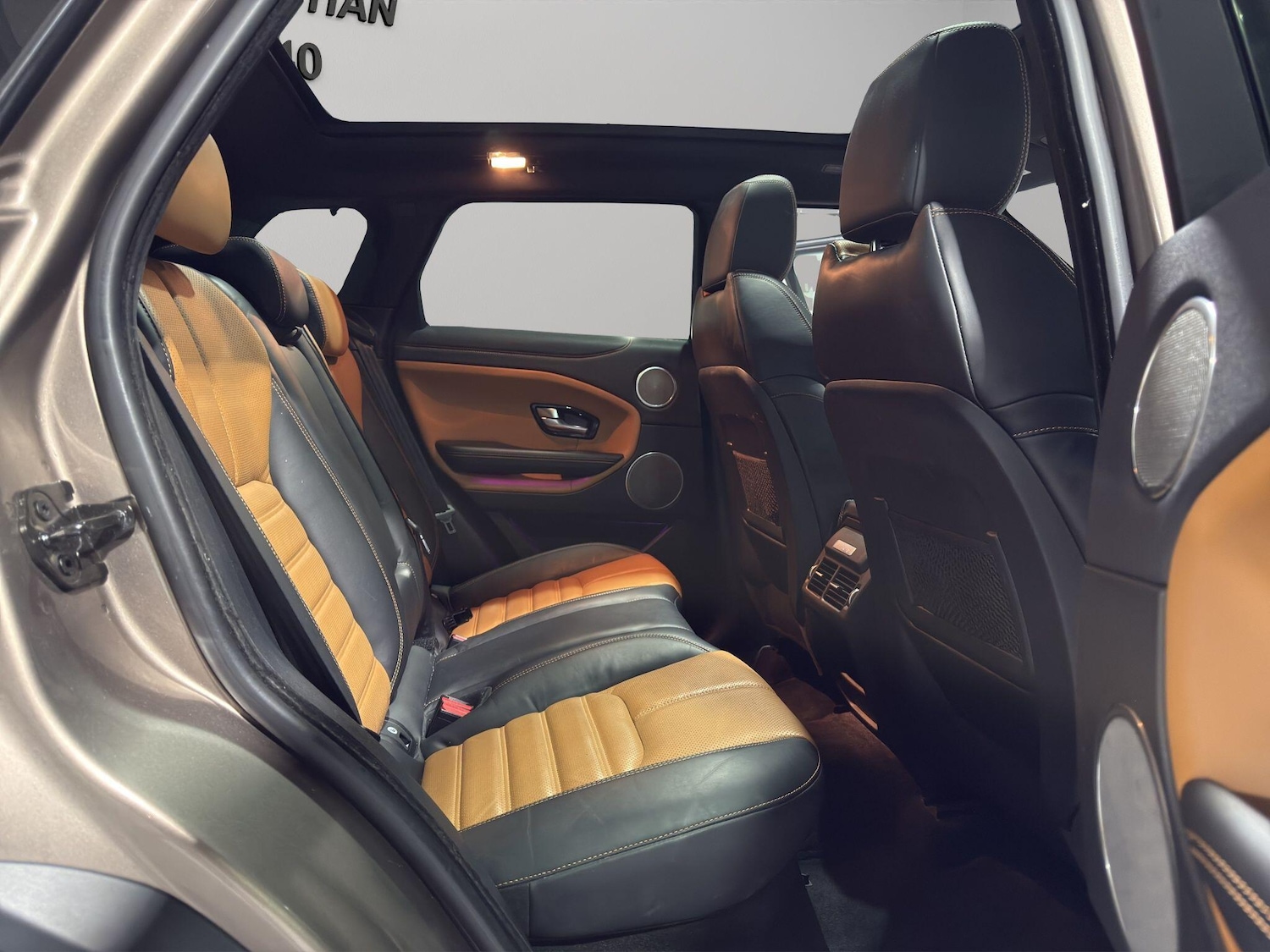 Used Land Rover Range Rover Evoque 2018 for sale - 77612301: Photo 12