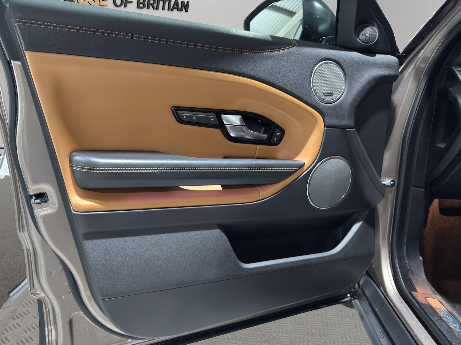 Used Land Rover Range Rover Evoque 2018 for sale - 77612301: Photo 17