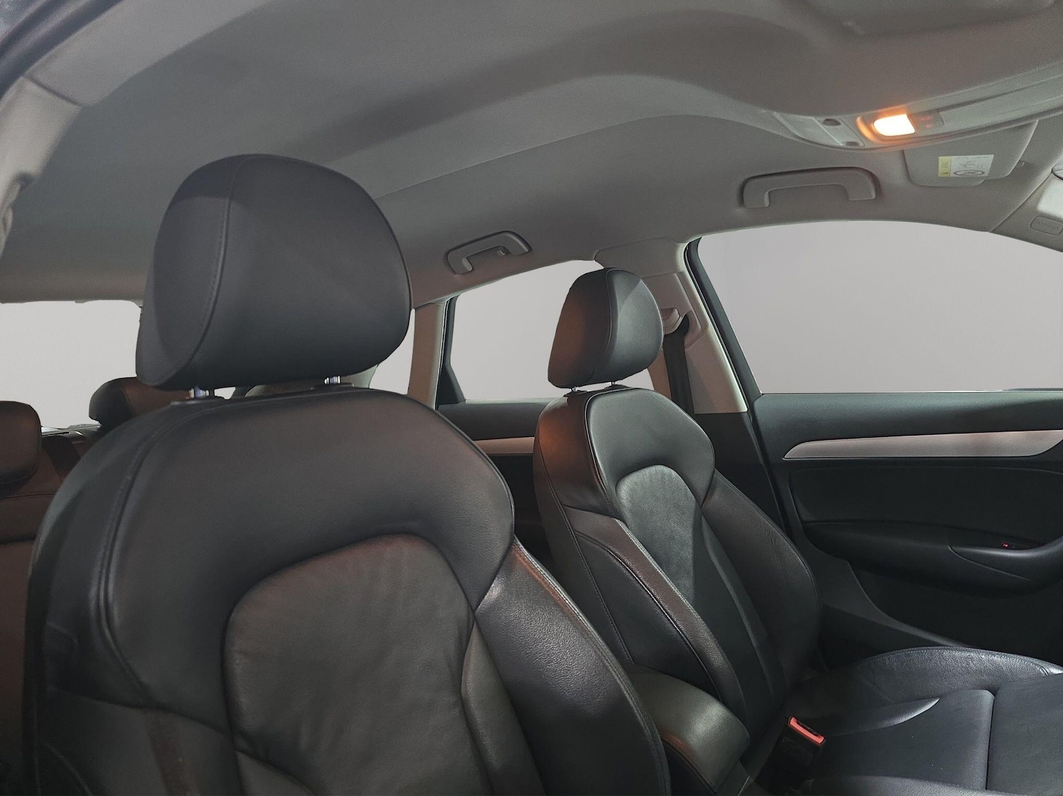 Used Audi Q3 2018 for sale - 76989228: Photo 14