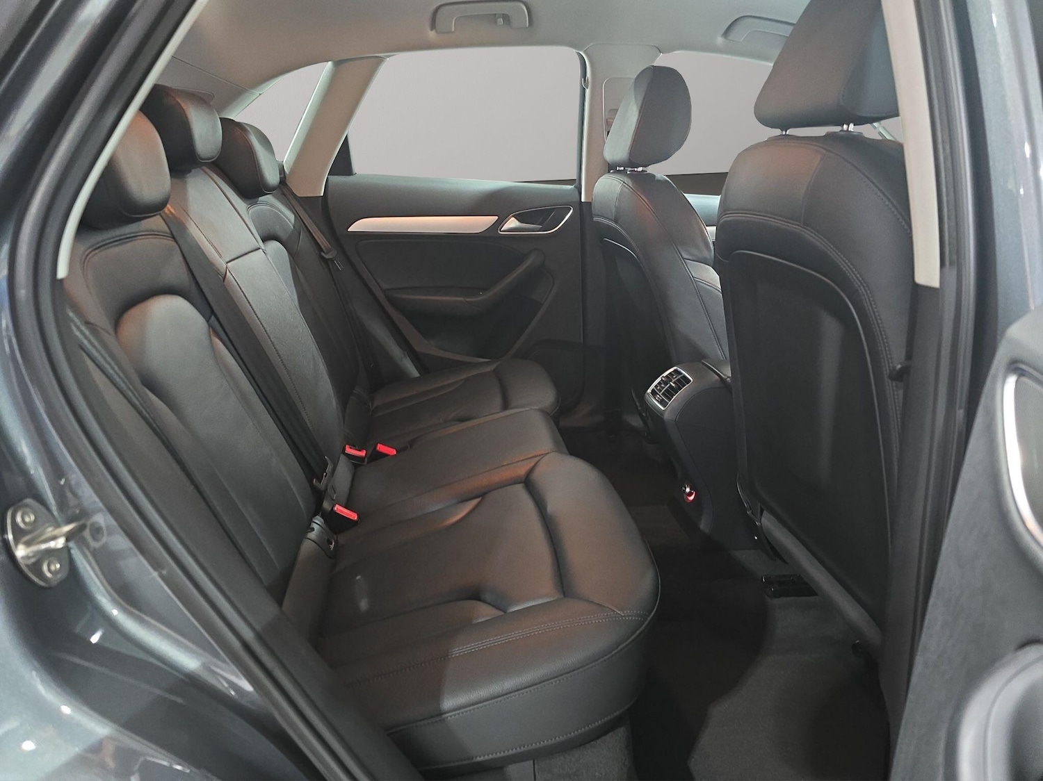 Used Audi Q3 2018 for sale - 76989228: Photo 15