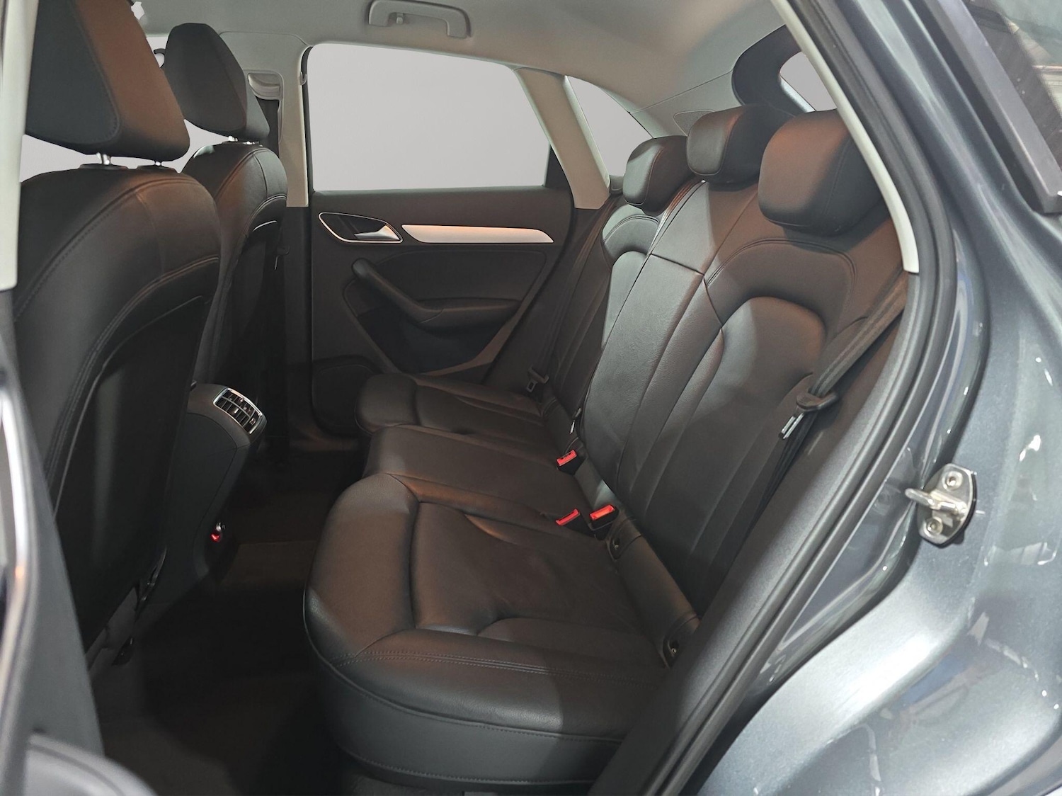 Used Audi Q3 2018 for sale - 76989228: Photo 16