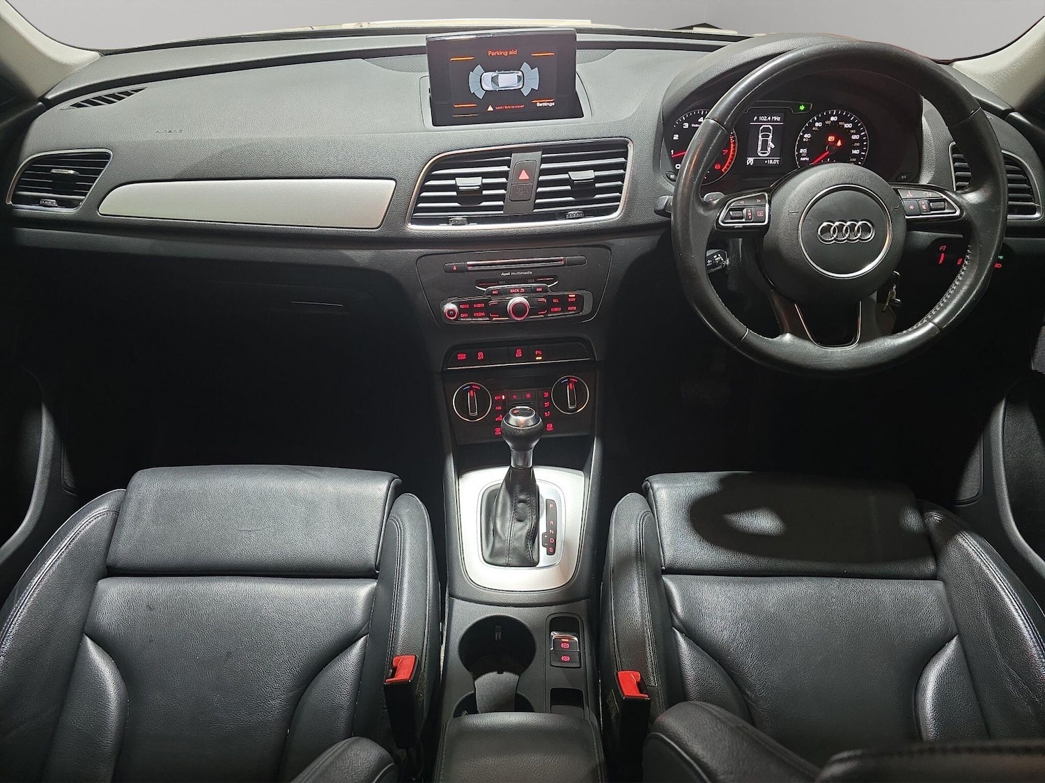 Used Audi Q3 2018 for sale - 76989228: Photo 2