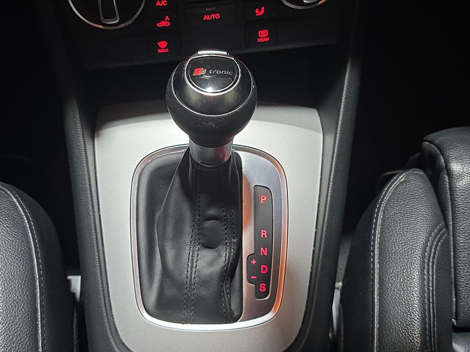 Used Audi Q3 2018 for sale - 76989228: Photo 21