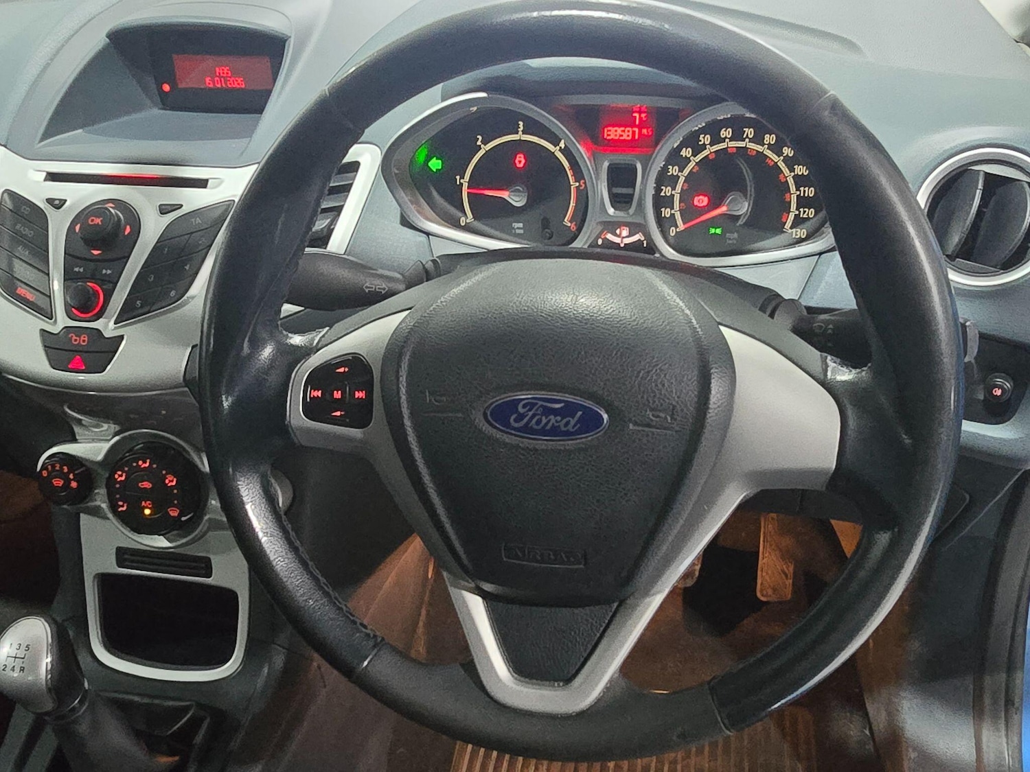 Used Ford Fiesta 2010 for sale - 77215513: Photo 11