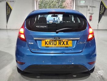 Used Ford Fiesta 2010 for sale - 77215513: Photo