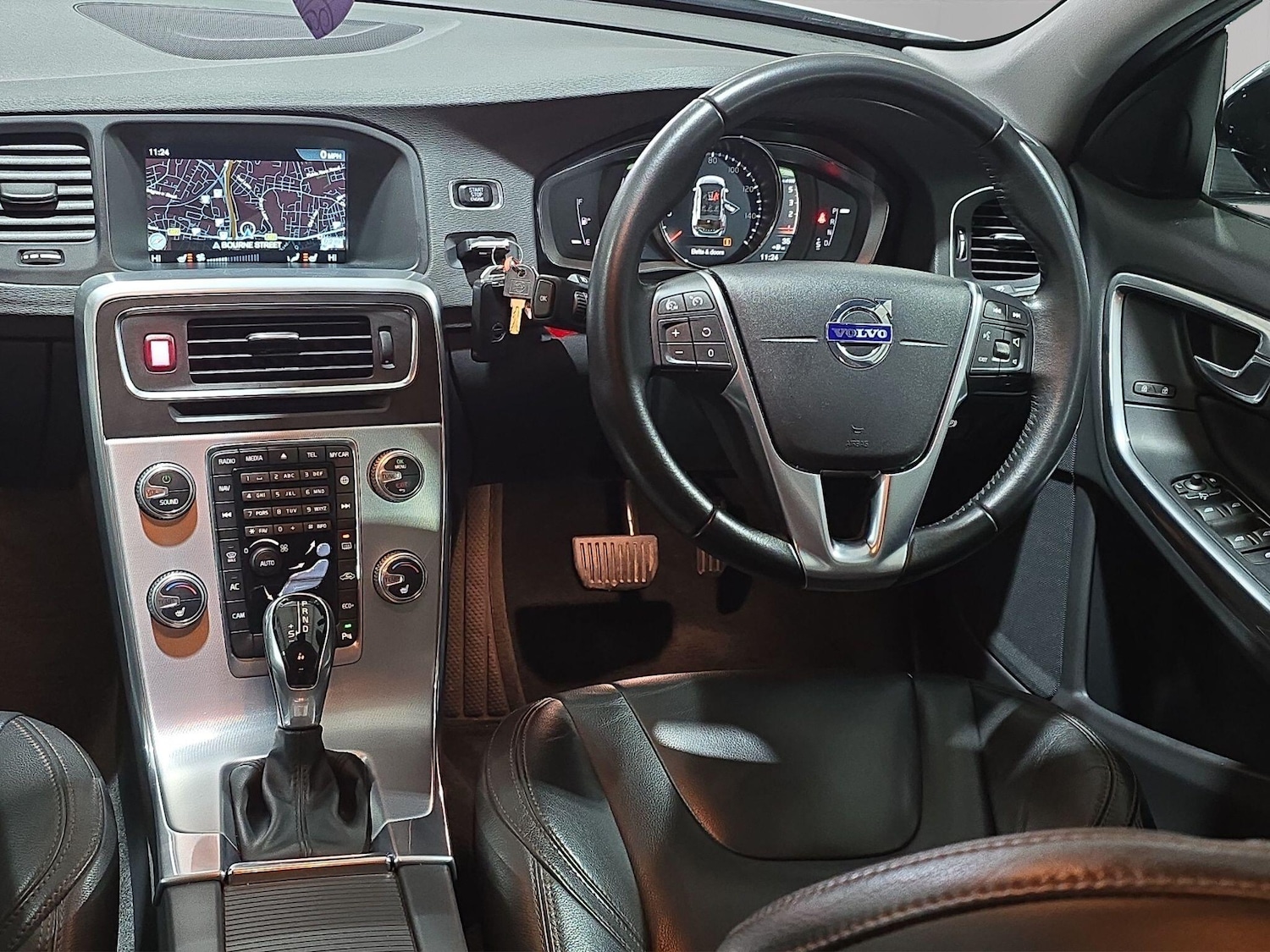 Used Volvo V60 Cross Country 2016 for sale - 77376835: Photo 18