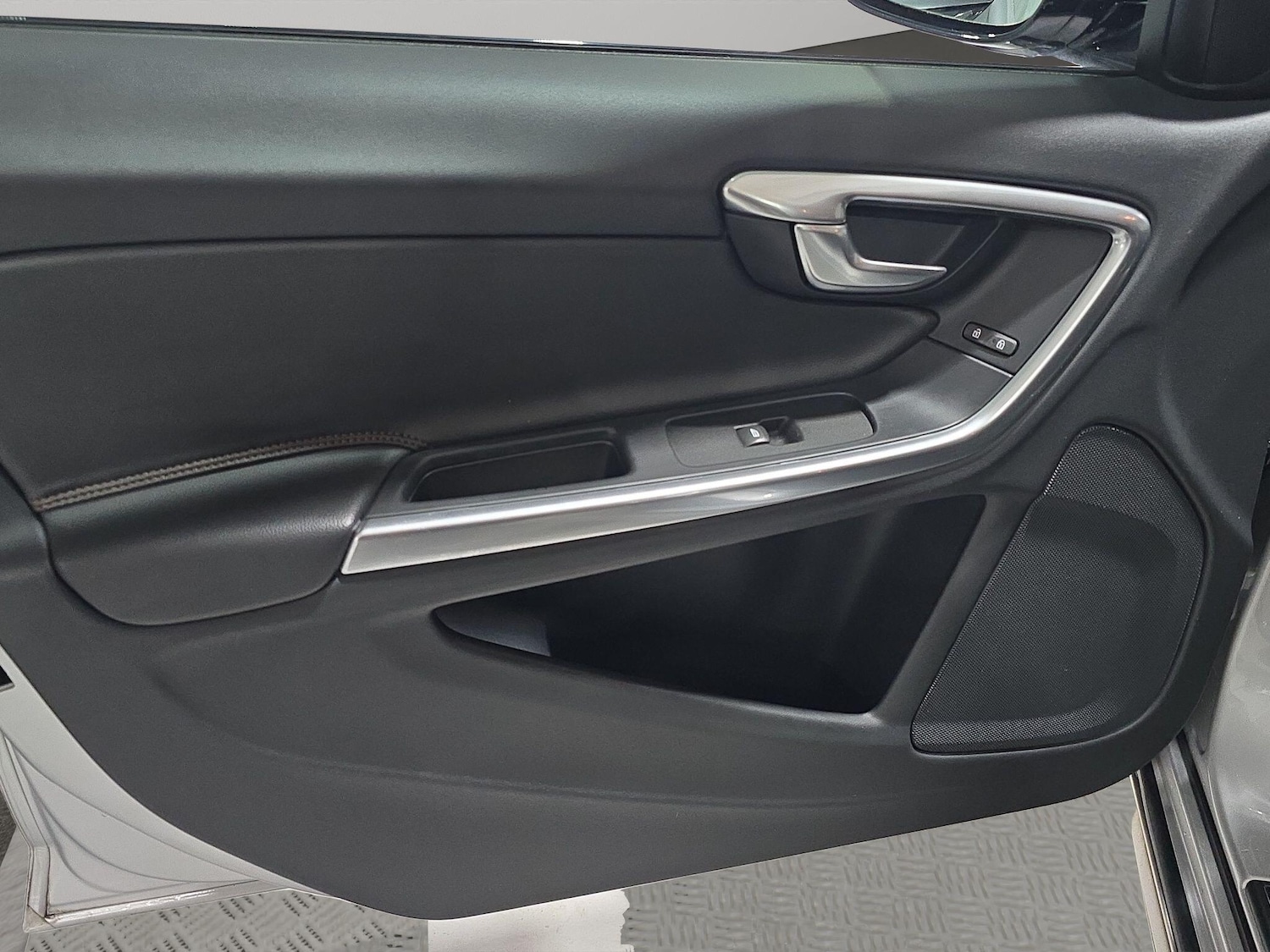 Used Volvo V60 Cross Country 2016 for sale - 77376835: Photo 24