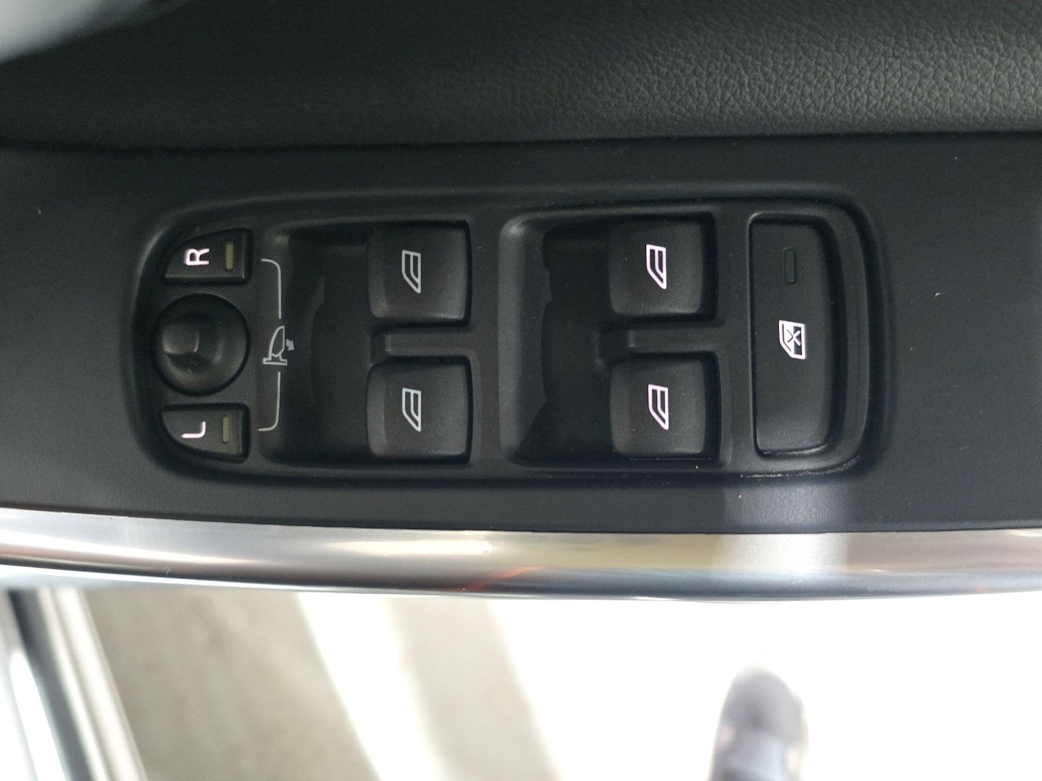 Used Volvo V60 Cross Country 2016 for sale - 77376835: Photo 26