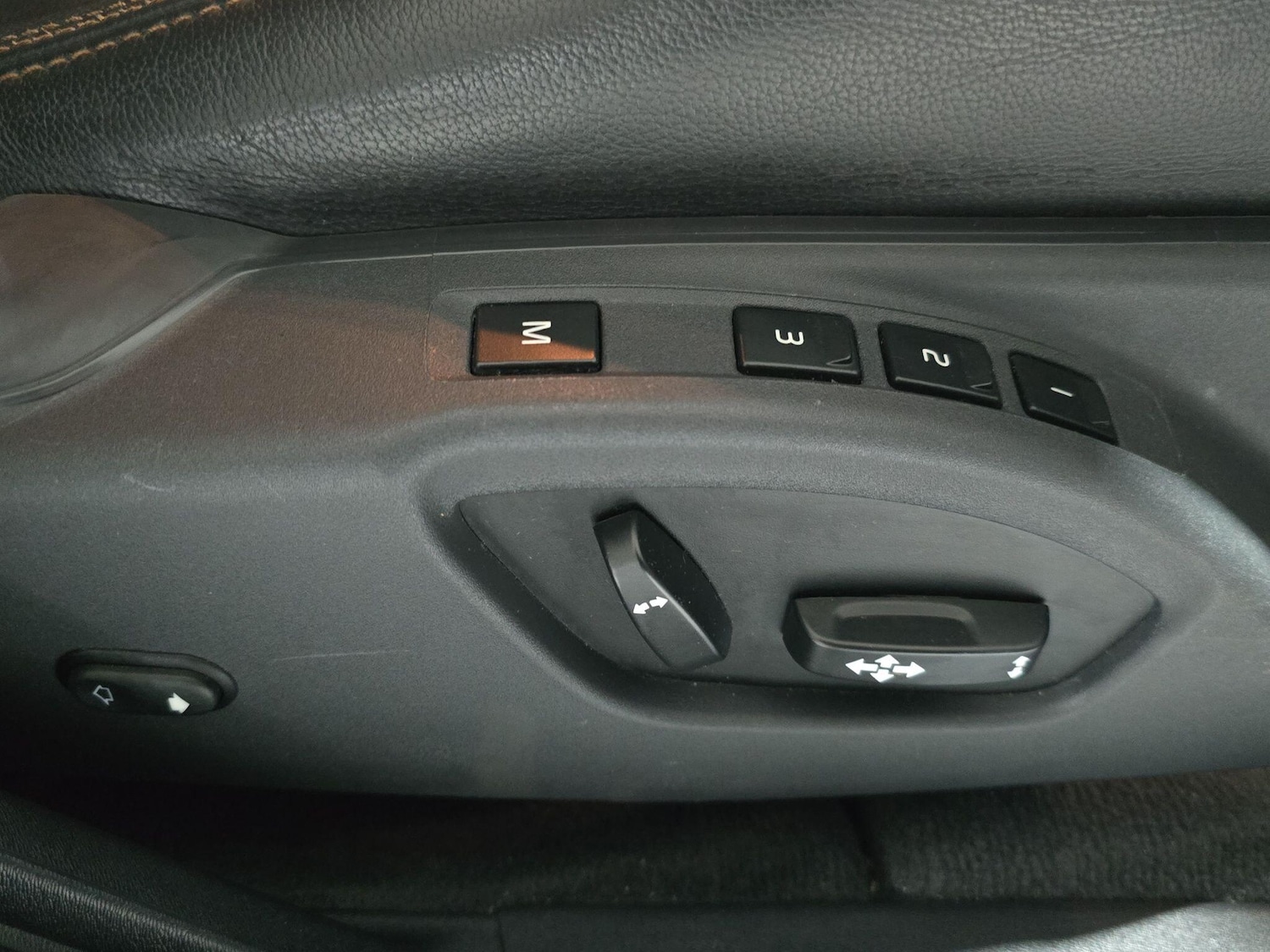 Used Volvo V60 Cross Country 2016 for sale - 77376835: Photo 29