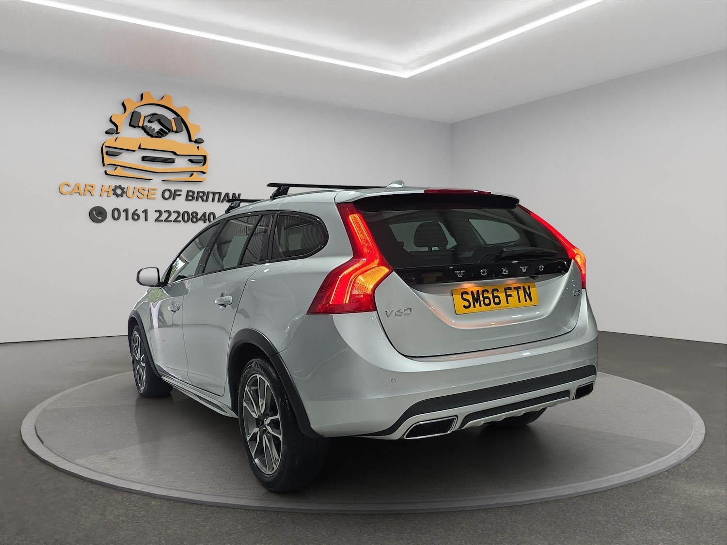 Used Volvo V60 Cross Country 2016 for sale - 77376835: Photo 8
