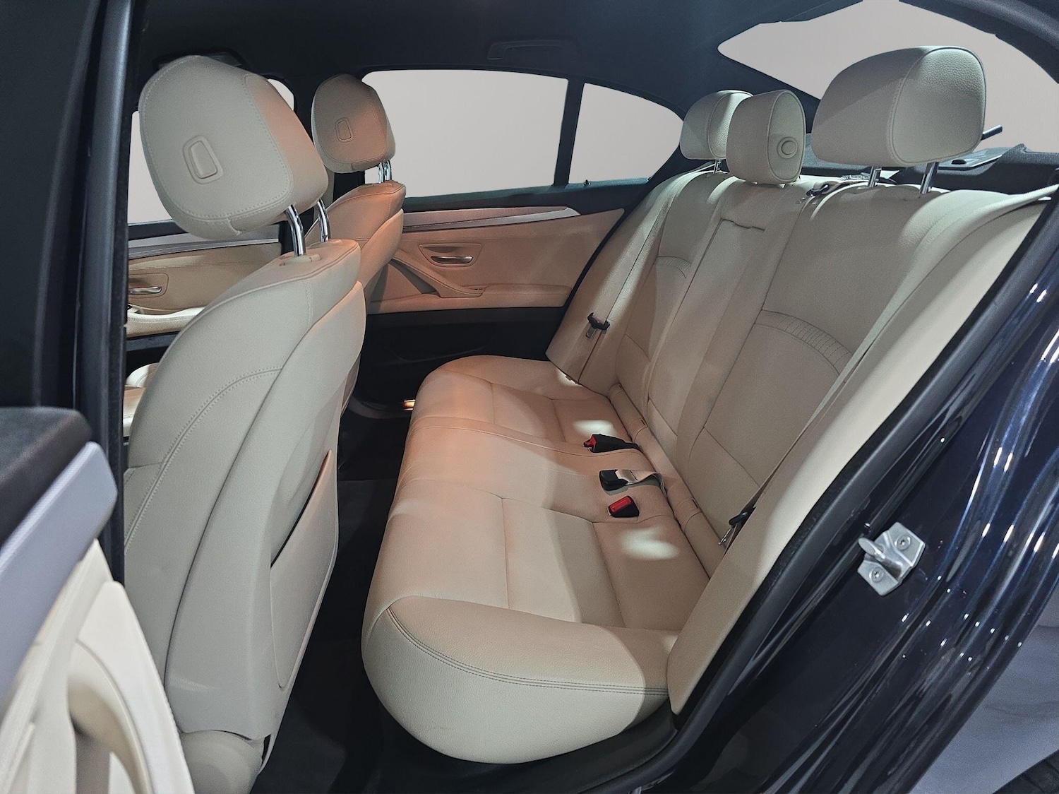 Used BMW 5 Series 2016 for sale - 76153161: Photo 15