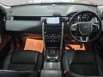 Used Land Rover Discovery Sport 2018 for sale - 78822989: Photo