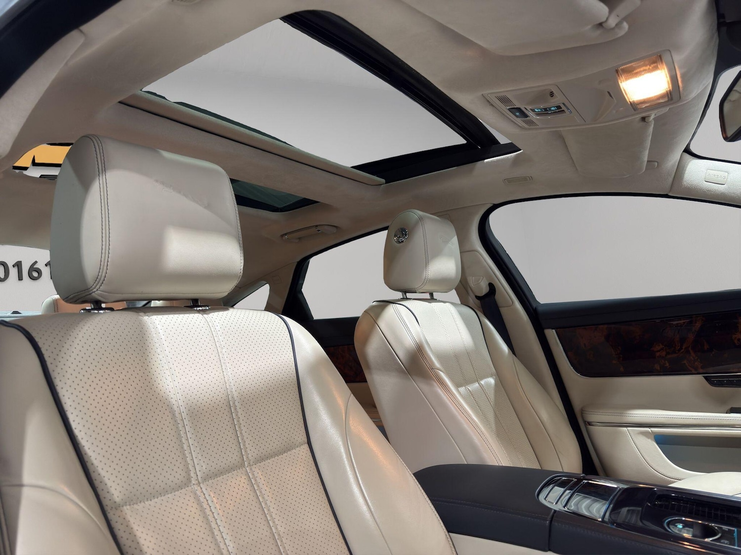 Used Jaguar XJ 2013 for sale - 77537609: Photo 10