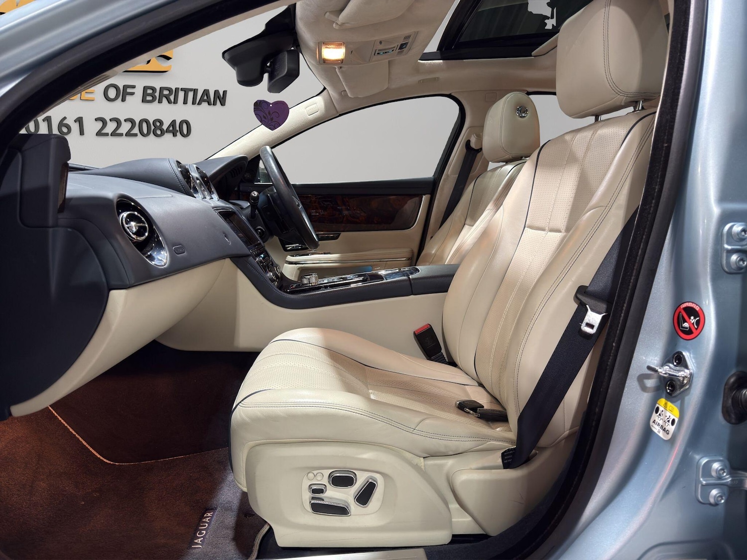 Used Jaguar XJ 2013 for sale - 77537609: Photo 13