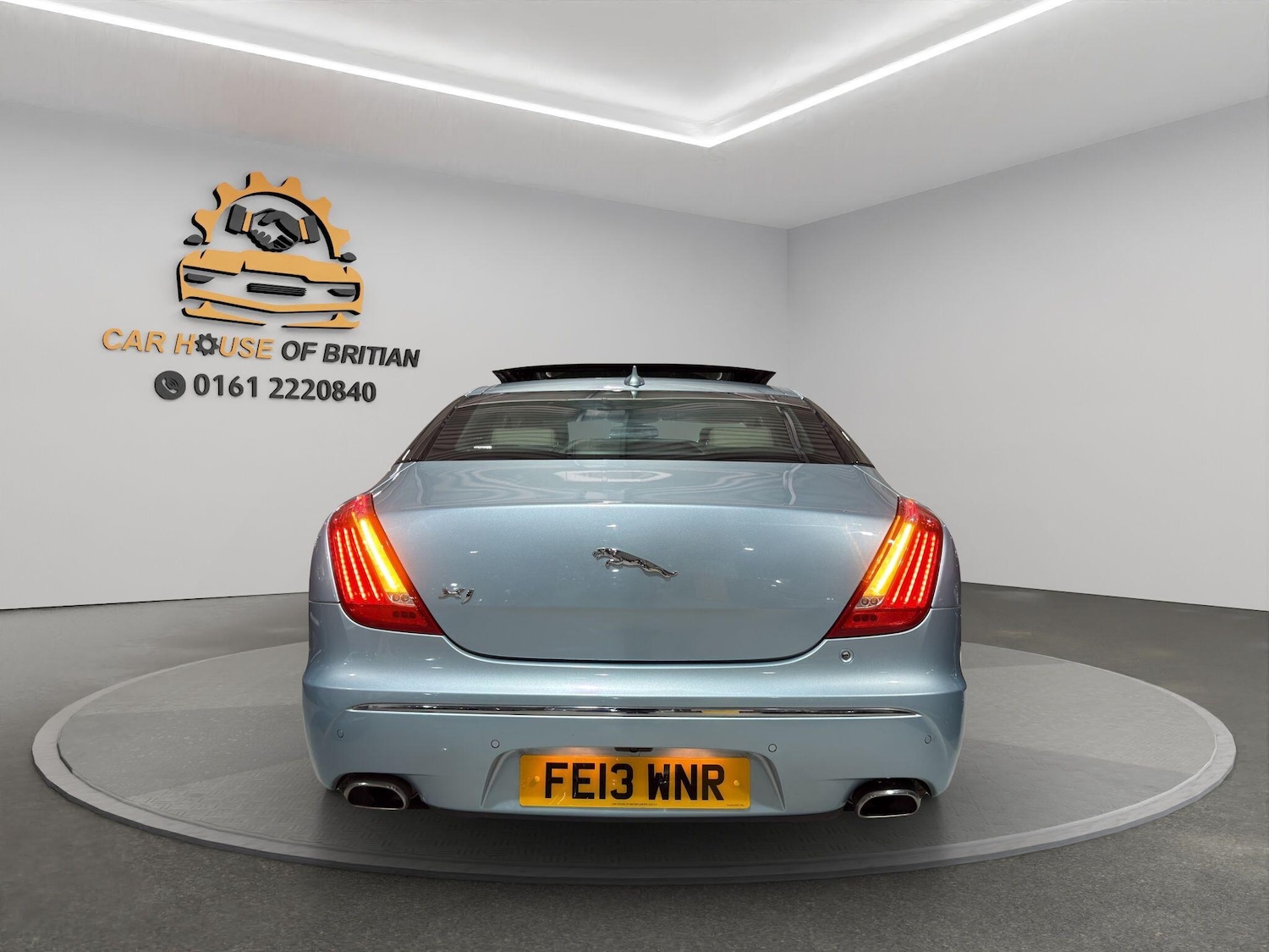 Used Jaguar XJ 2013 for sale - 77537609: Photo 7