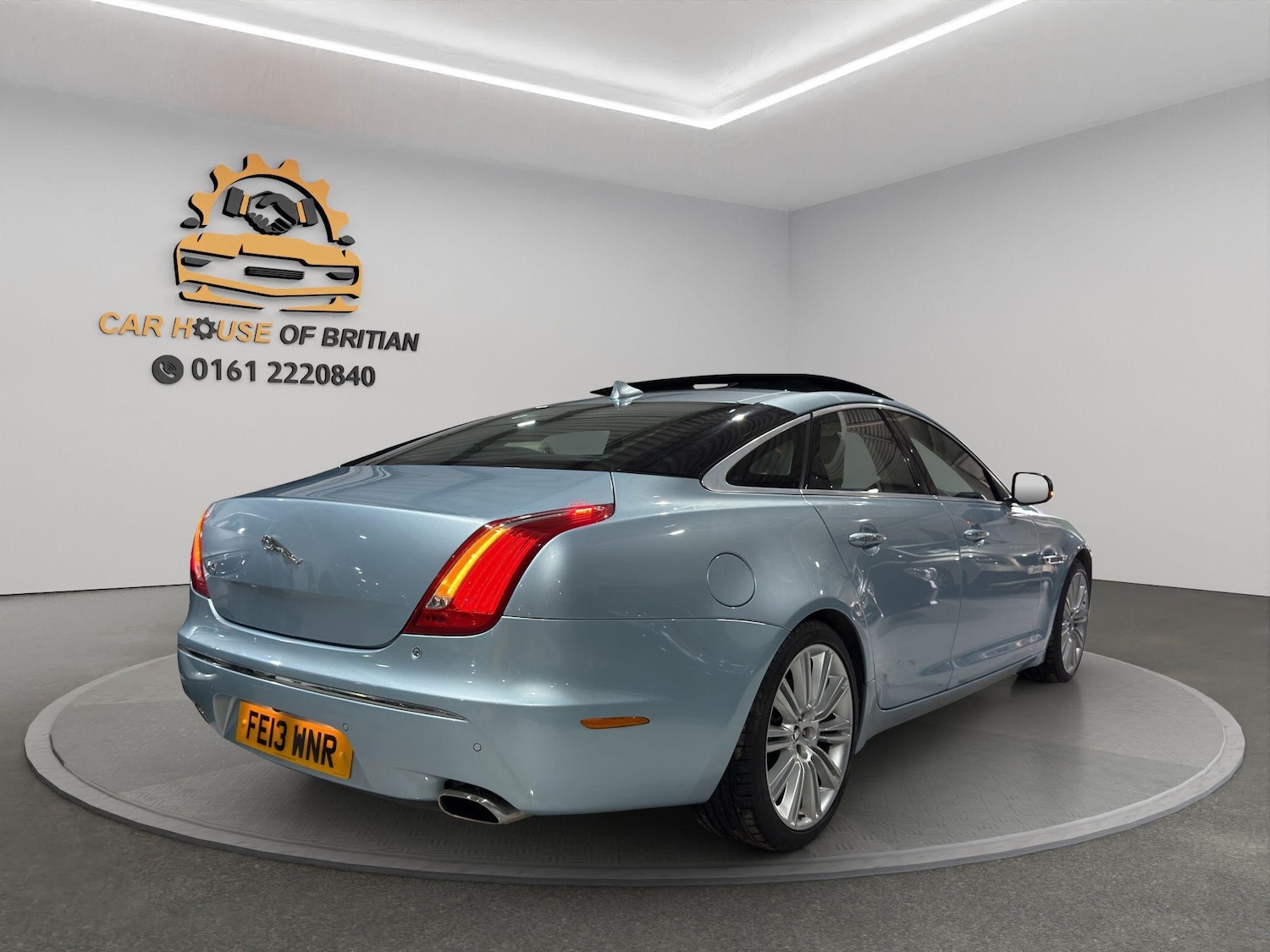 Used Jaguar XJ 2013 for sale - 77537609: Photo 9