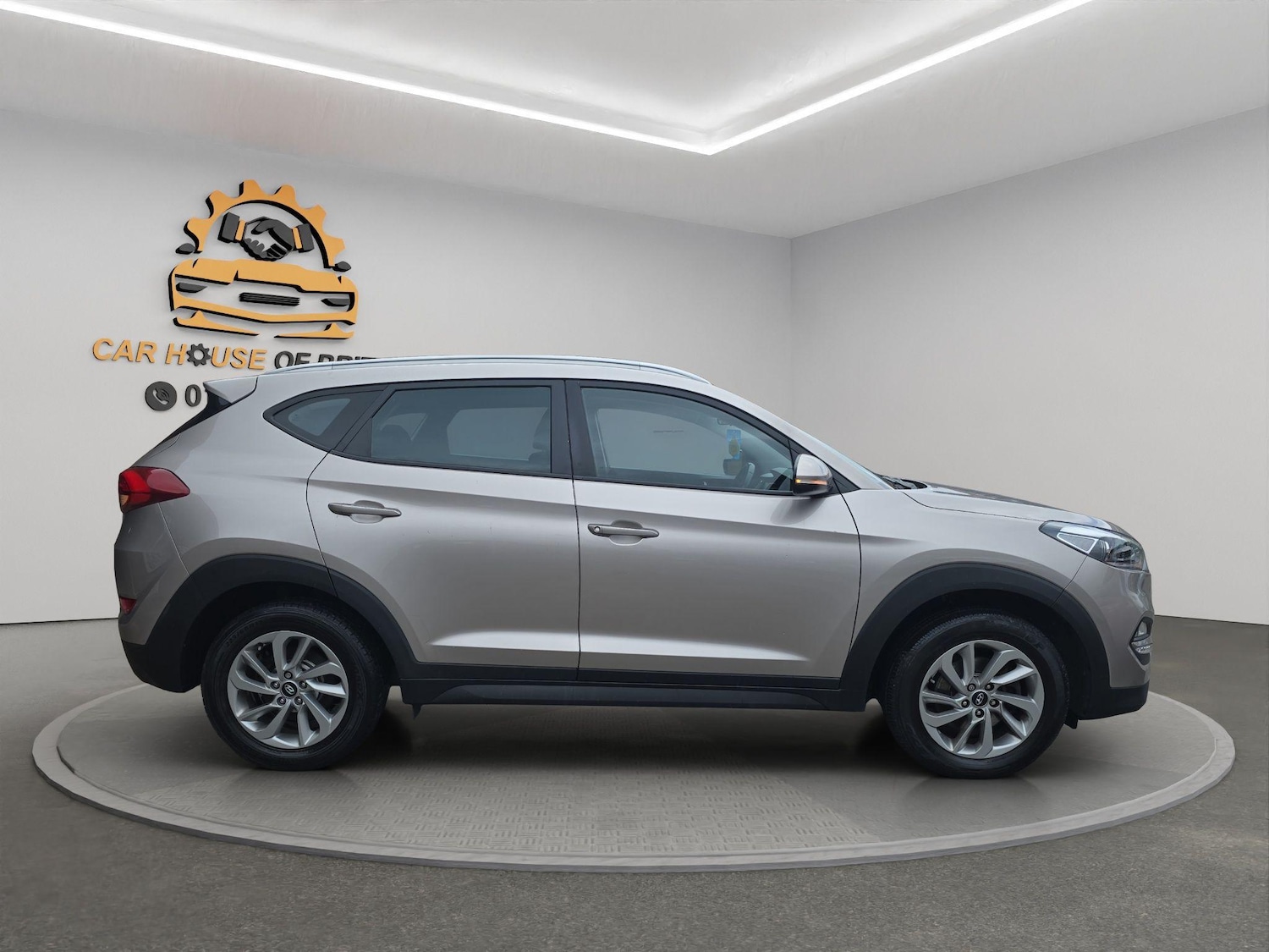 Used Hyundai TUCSON 2015 for sale - 76988029: Photo 4