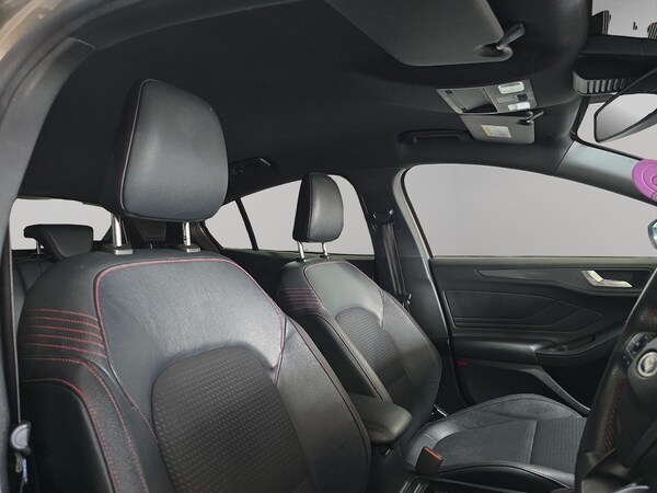 Used Ford Focus 2019 for sale - 74585056: Photo 14
