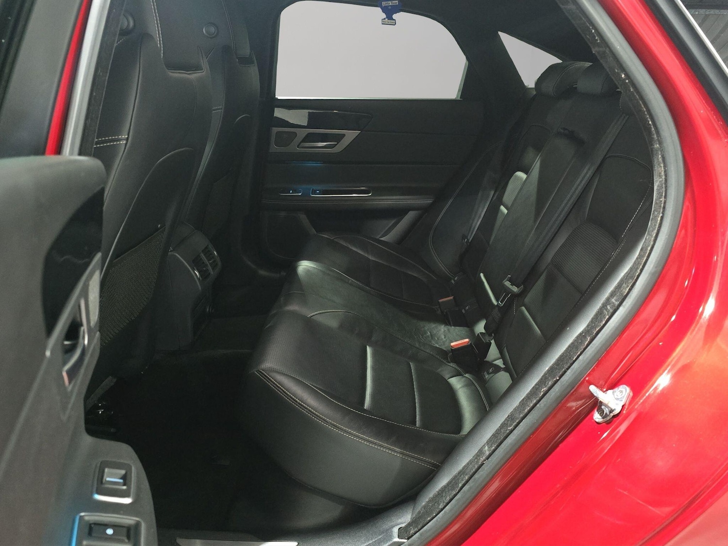 Used Jaguar XF 2018 for sale - 77377466: Photo 15