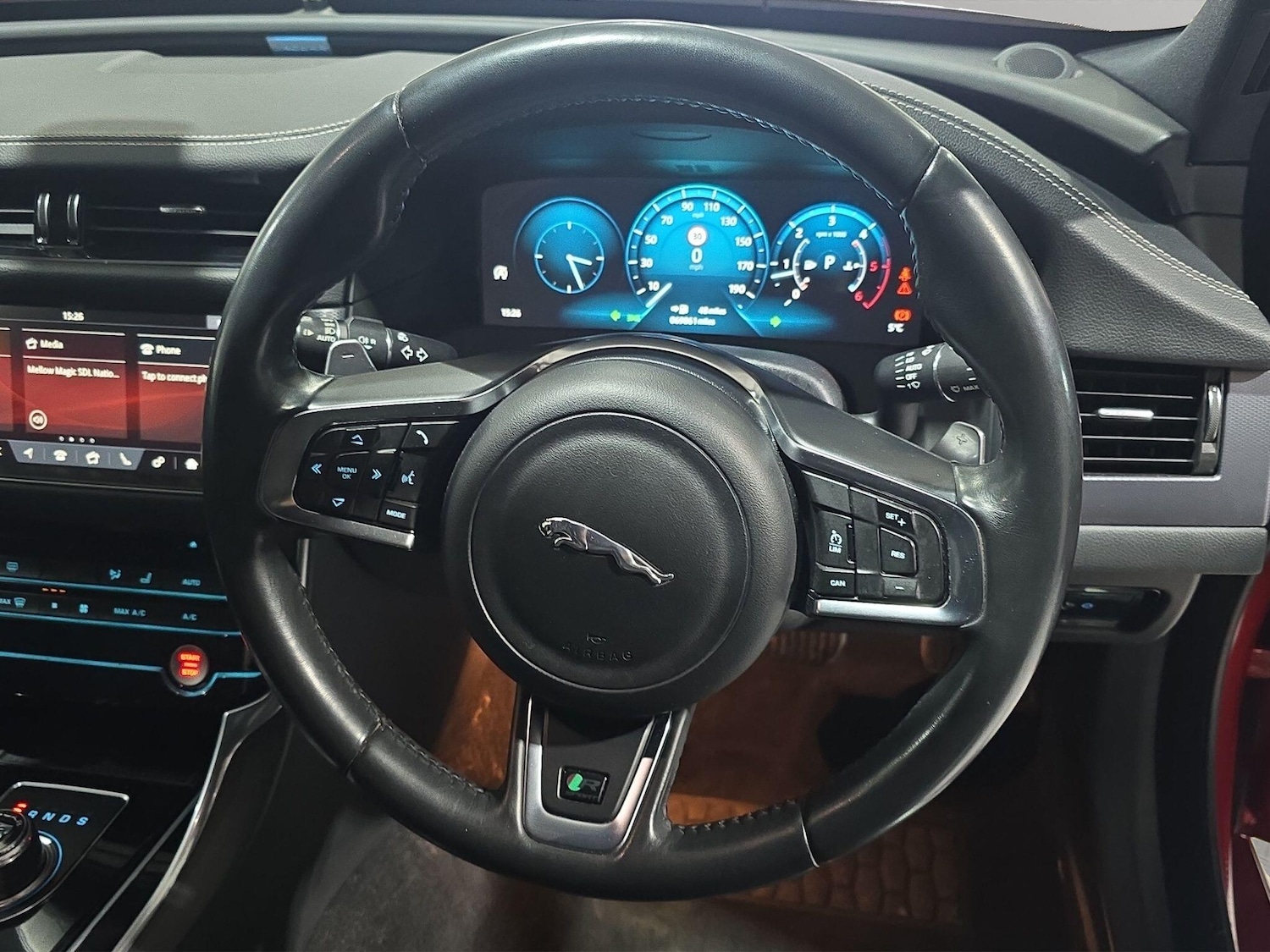 Used Jaguar XF 2018 for sale - 77377466: Photo 17