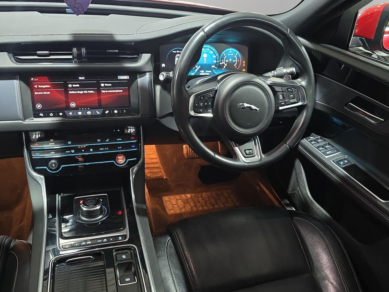 Used Jaguar XF 2018 for sale - 77377466: Photo 18