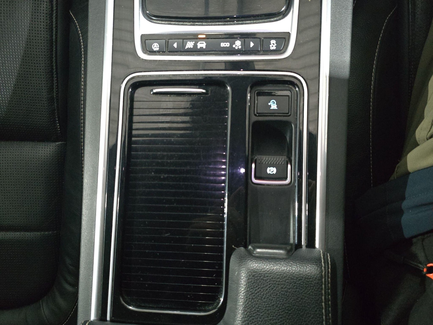 Used Jaguar XF 2018 for sale - 77377466: Photo 21