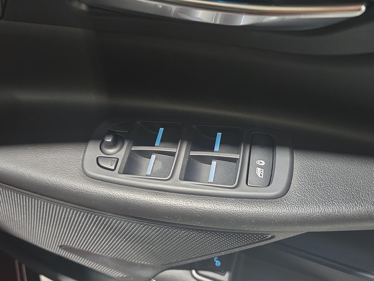 Used Jaguar XE 2016 for sale - 76689144: Photo 26